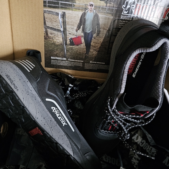 ROCKY Men's Rocky Industrial Athletix Lo-Top Composite Toe Work Shoe - Picture 5 of 13